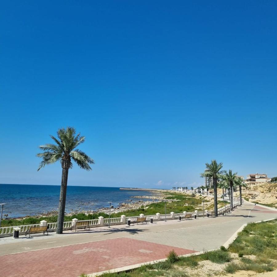 Appartamento Flat near the sea Aqtau Esterno foto